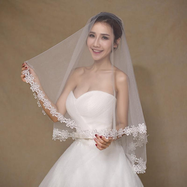 Fingertip Mantilla Veil with Lace Flower Applique Edging  display picture 2